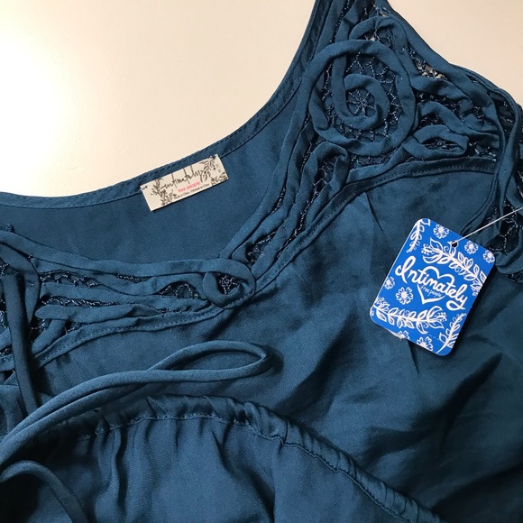 NWT Free People Silk Crochet Top Cropped Medium - Picture 5 of 6